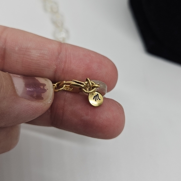 Madewell 90s style clear flower bead and pearl necklace - Picture 4 of 4